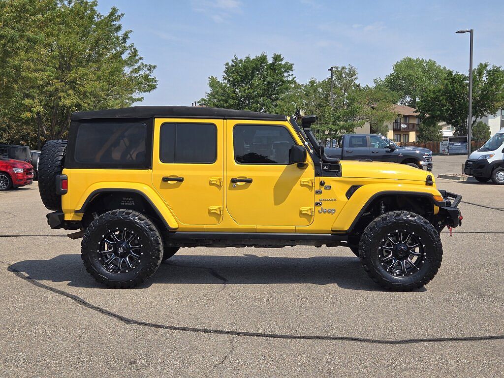 2020 Jeep Wrangler Unlimited Sahara Altitude