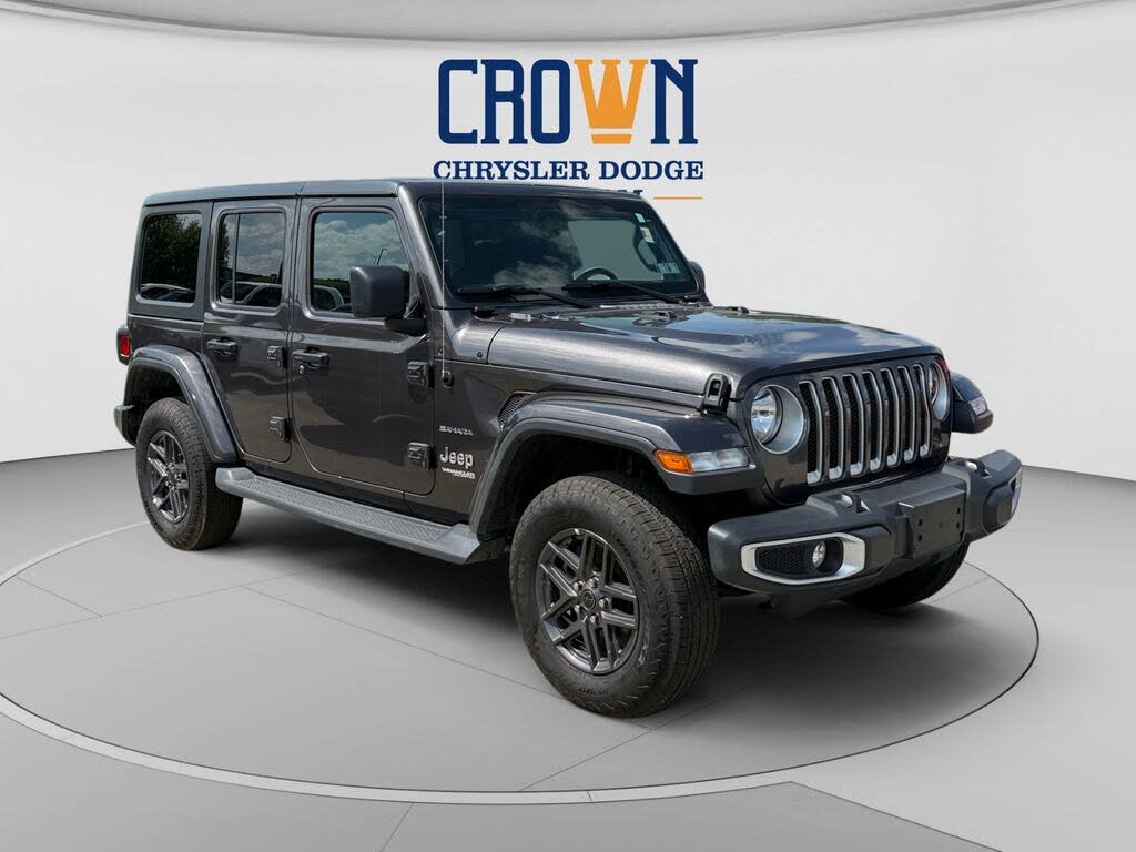 2020 Jeep Wrangler Unlimited Unlimited Sahara Altitude