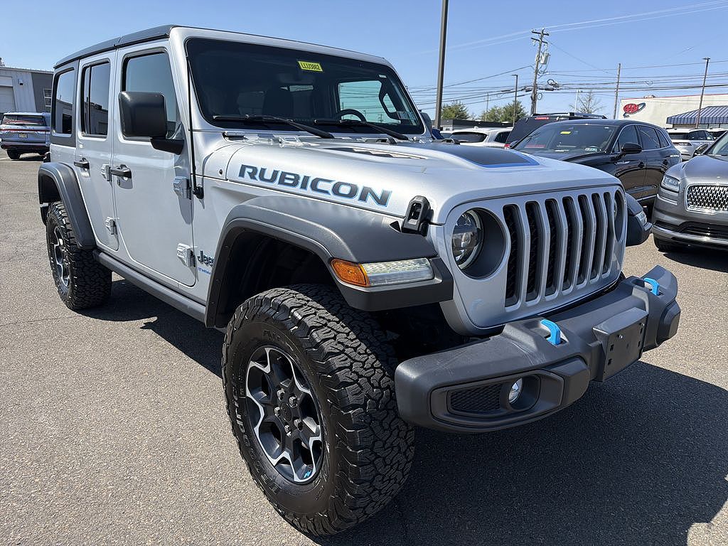 2023 Jeep Wrangler Unlimited 4xe 2.0L 4WD Rubicon Hard Top w/ Cold Weather Pkg