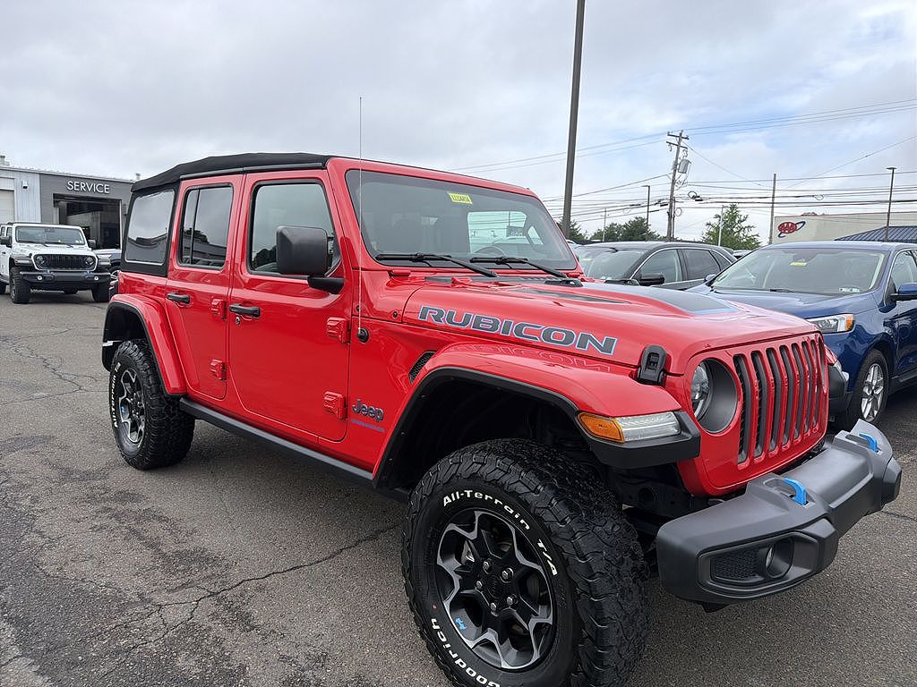 2023 Jeep Wrangler Unlimited 4xe 2.0L 4WD Rubicon Soft Top w/ Cold Weather Pkg