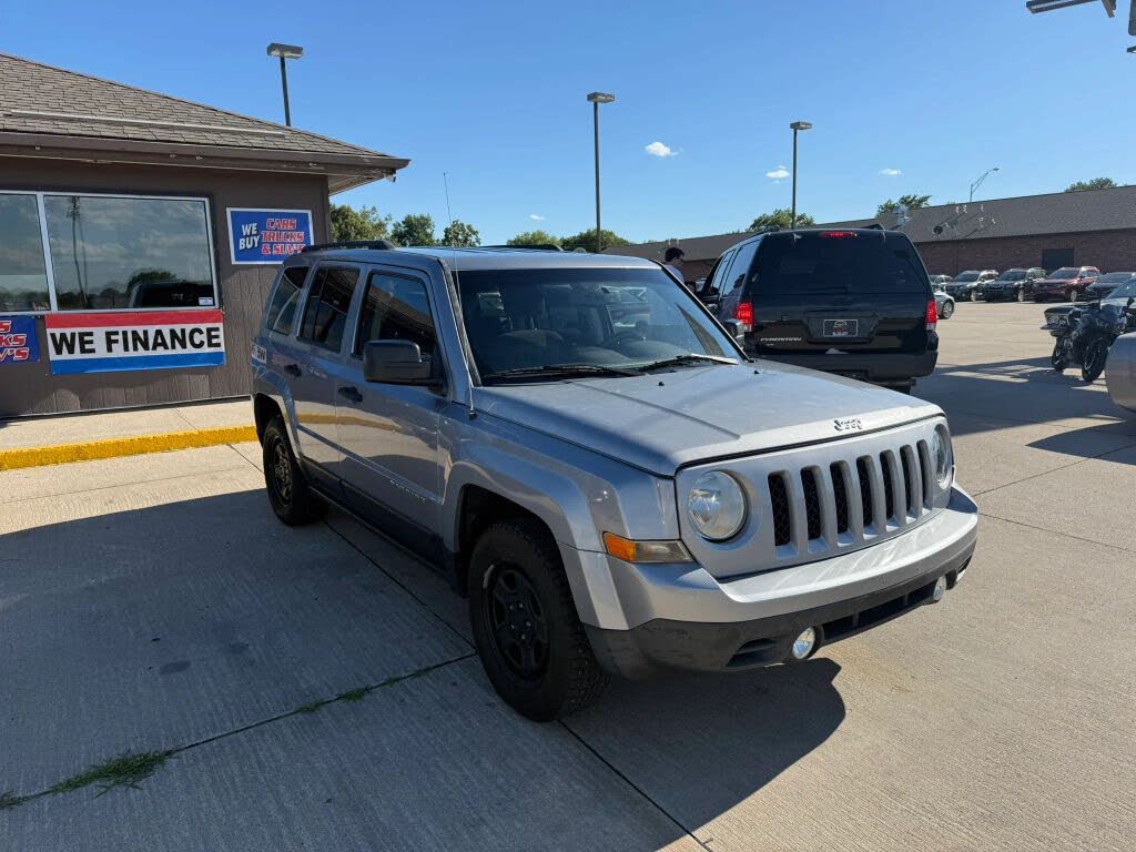 2016 Jeep Patriot 75th Anniversary
