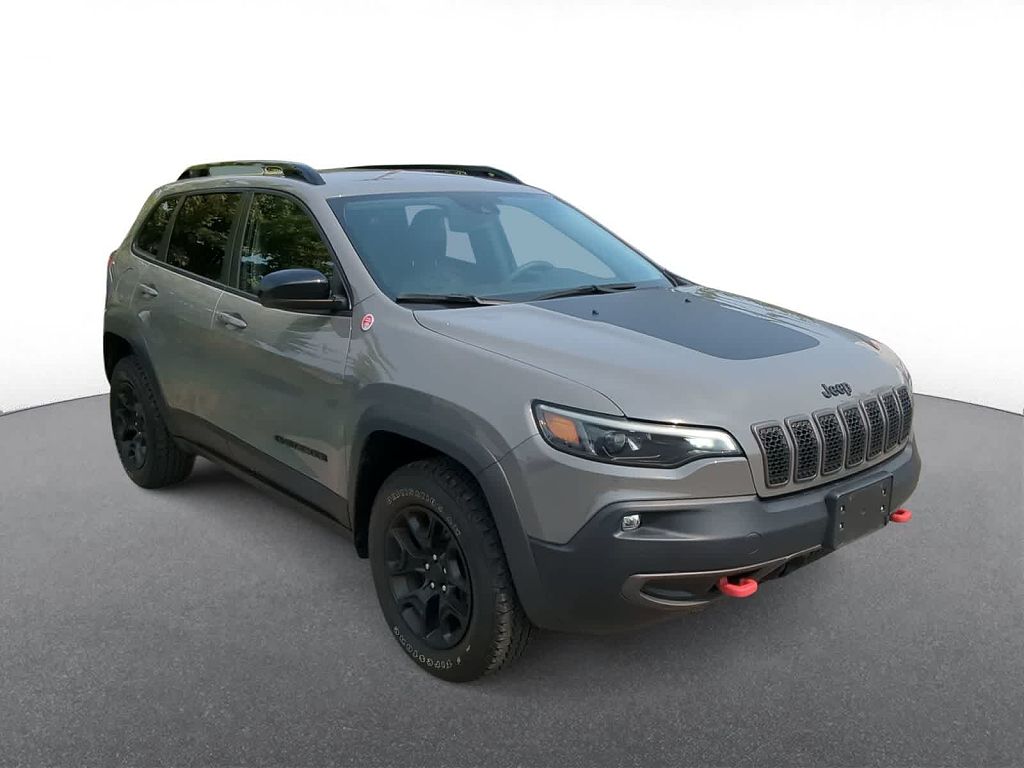 2023 Jeep Cherokee Trailhawk