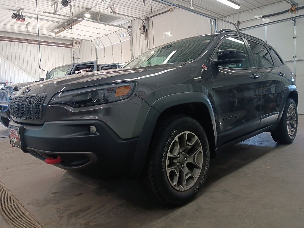 2023 Jeep Cherokee Trailhawk