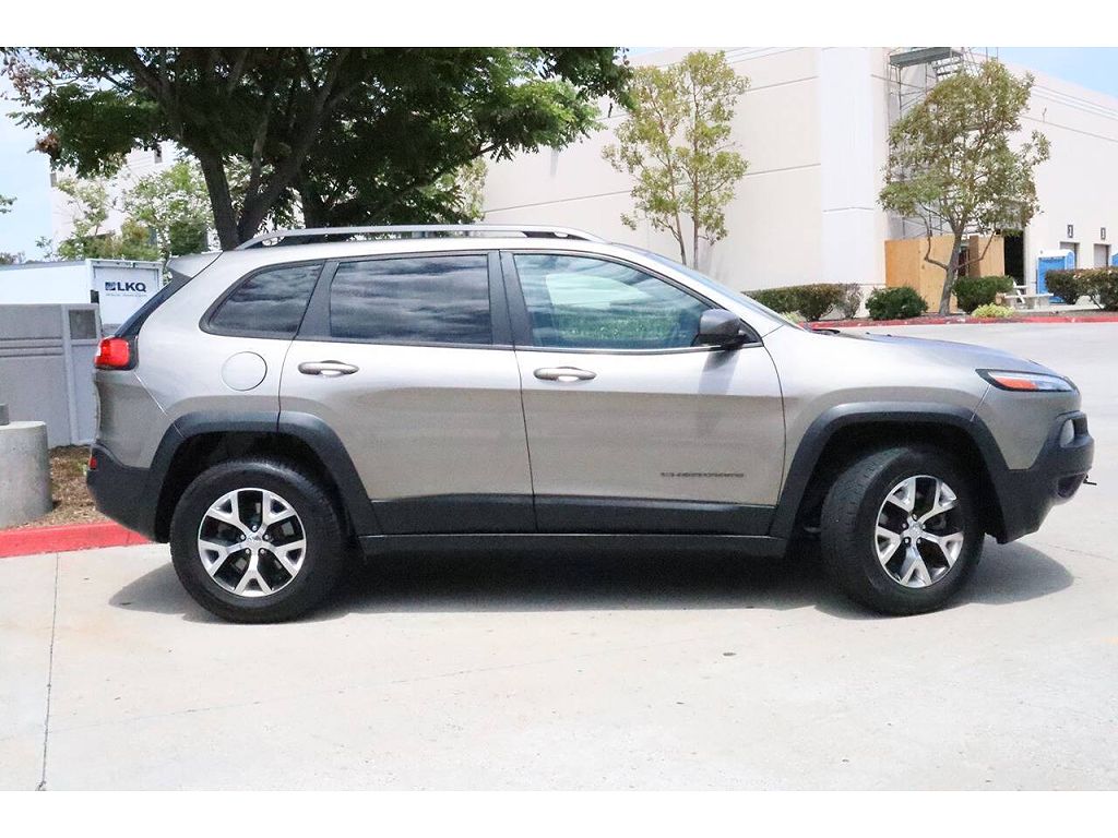 2017 Jeep Cherokee Trailhawk