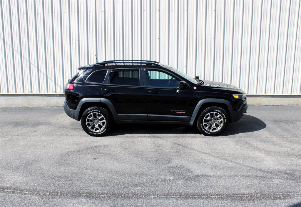2022 Jeep Cherokee Trailhawk