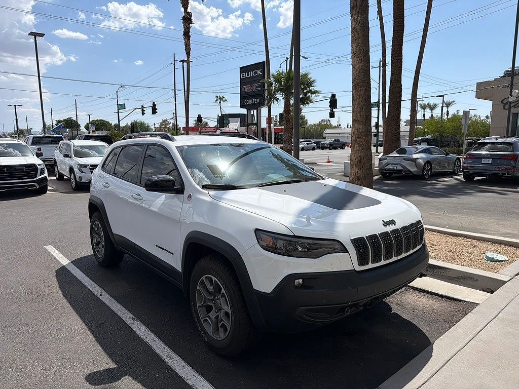 2022 Jeep Cherokee Trailhawk