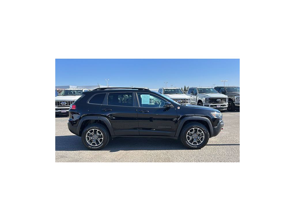 2022 Jeep Cherokee Trailhawk
