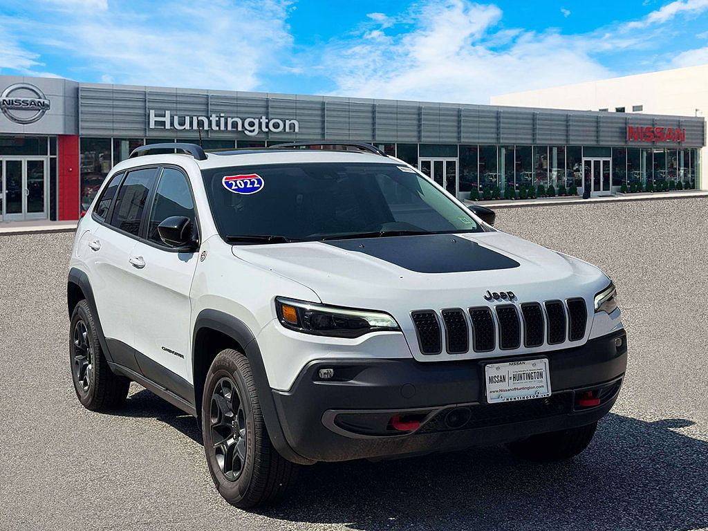 2022 Jeep Cherokee Trailhawk