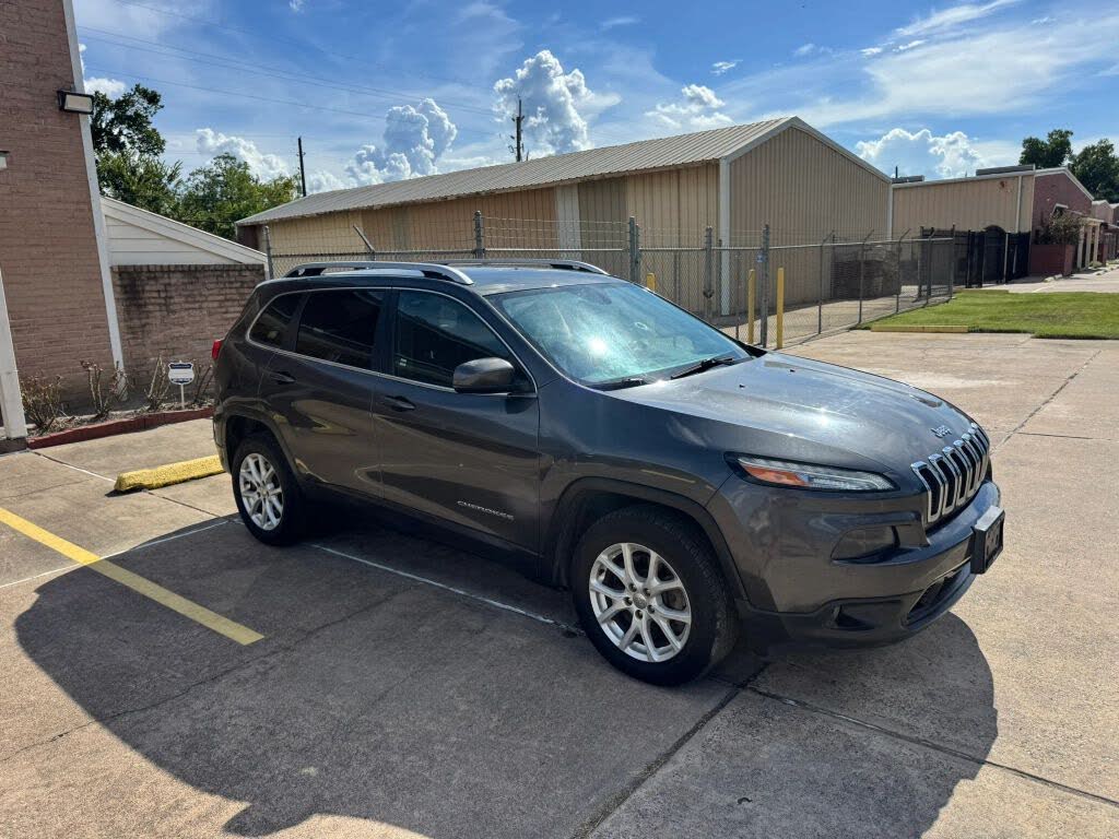 2016 Jeep Cherokee Altitude