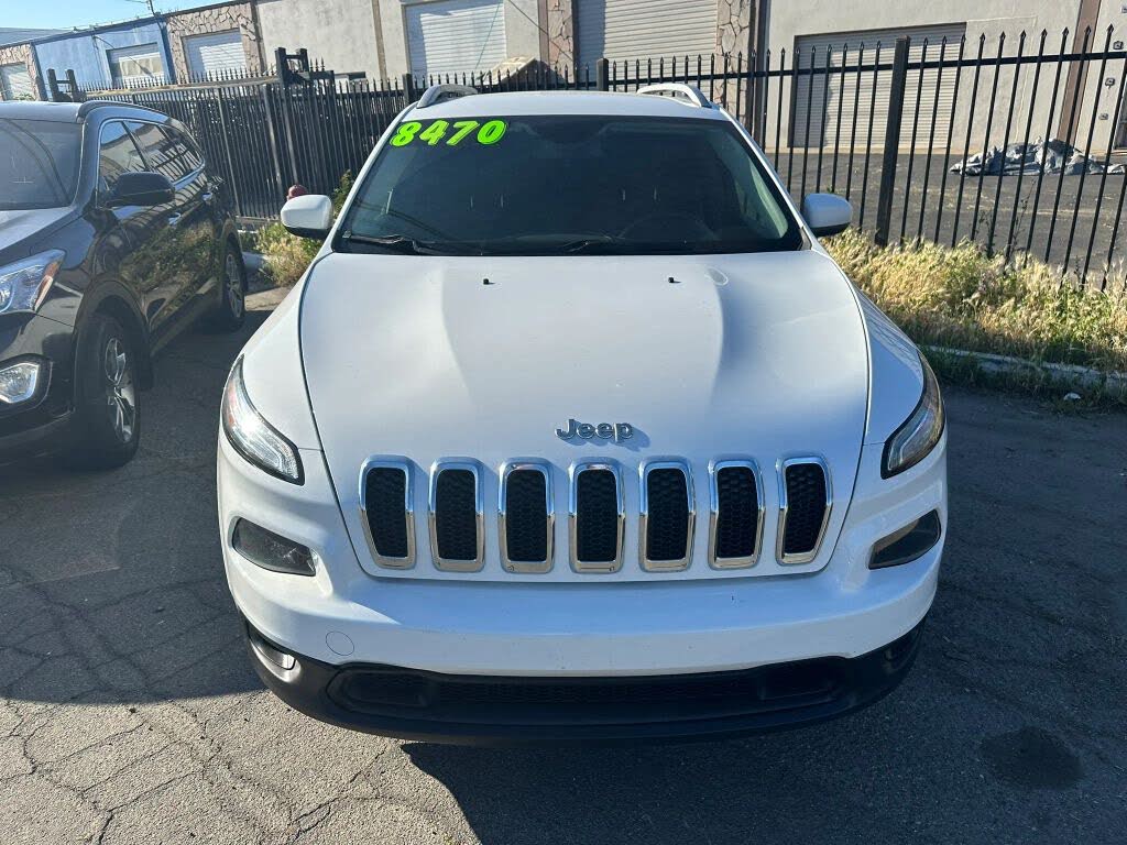 2016 Jeep Cherokee Altitude