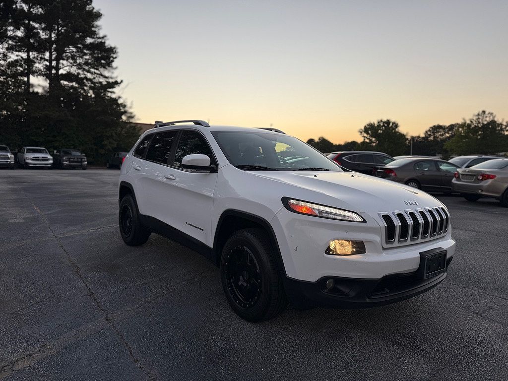 2016 Jeep Cherokee Altitude