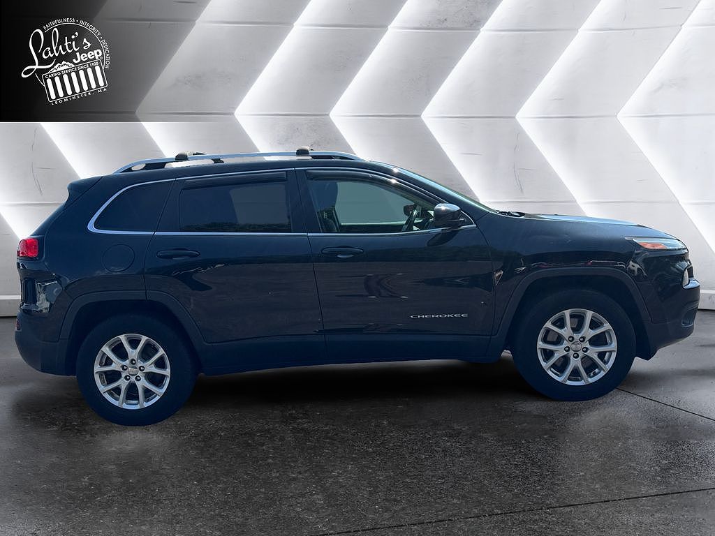 2016 Jeep Cherokee Altitude
