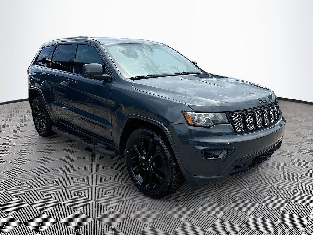 2017 Jeep Grand Cherokee Altitude