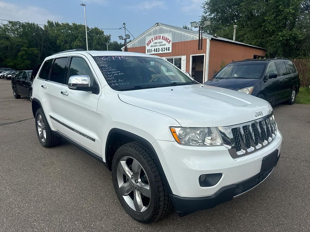 2013 Jeep Grand Cherokee 4WD 4dr Overland