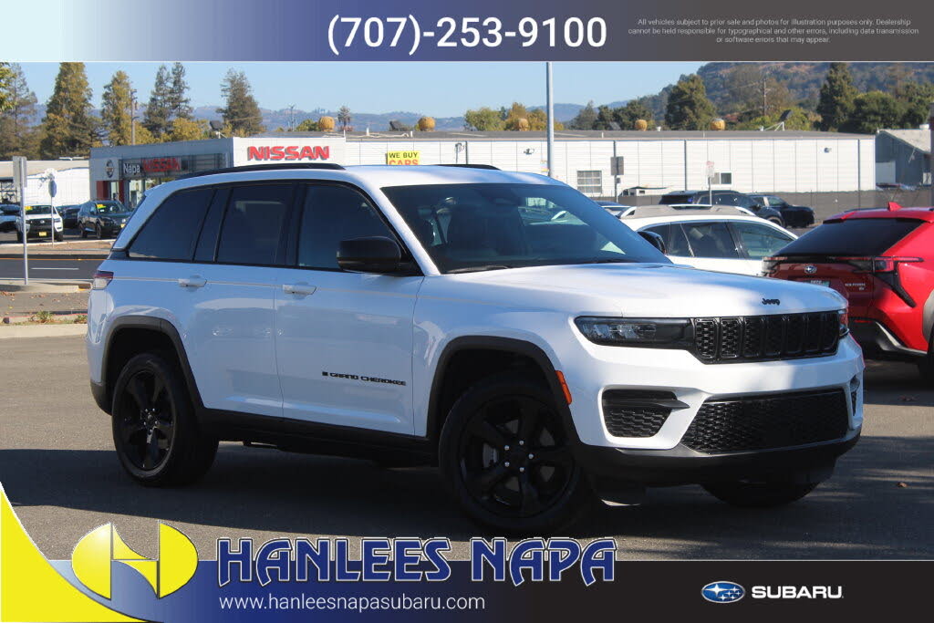 2023 Jeep Grand Cherokee Laredo