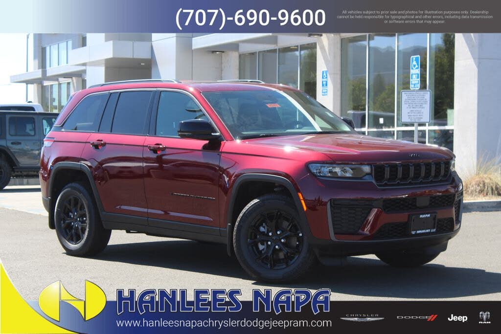 2026 Jeep Grand Cherokee Laredo Altitude