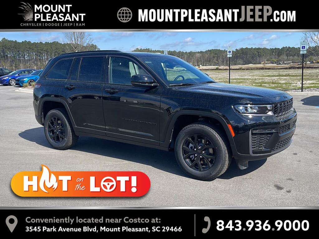 2026 Jeep Grand Cherokee Laredo Altitude