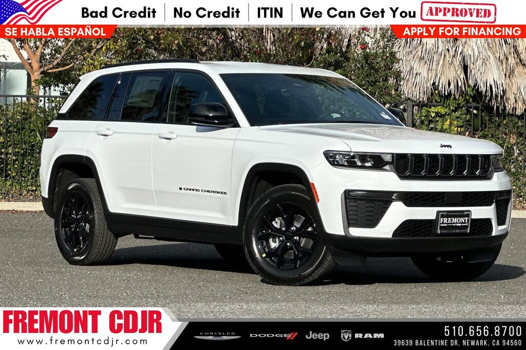 2026 Jeep Grand Cherokee Laredo Altitude
