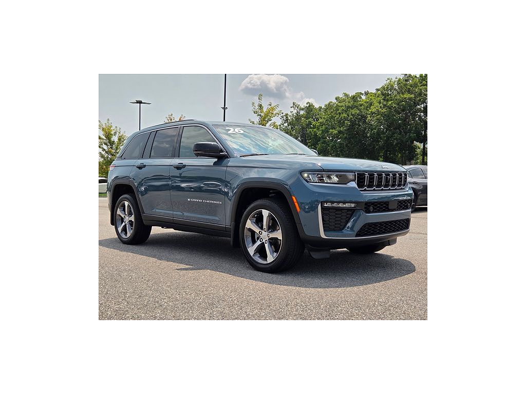 2026 Jeep Grand Cherokee Limited Reserve