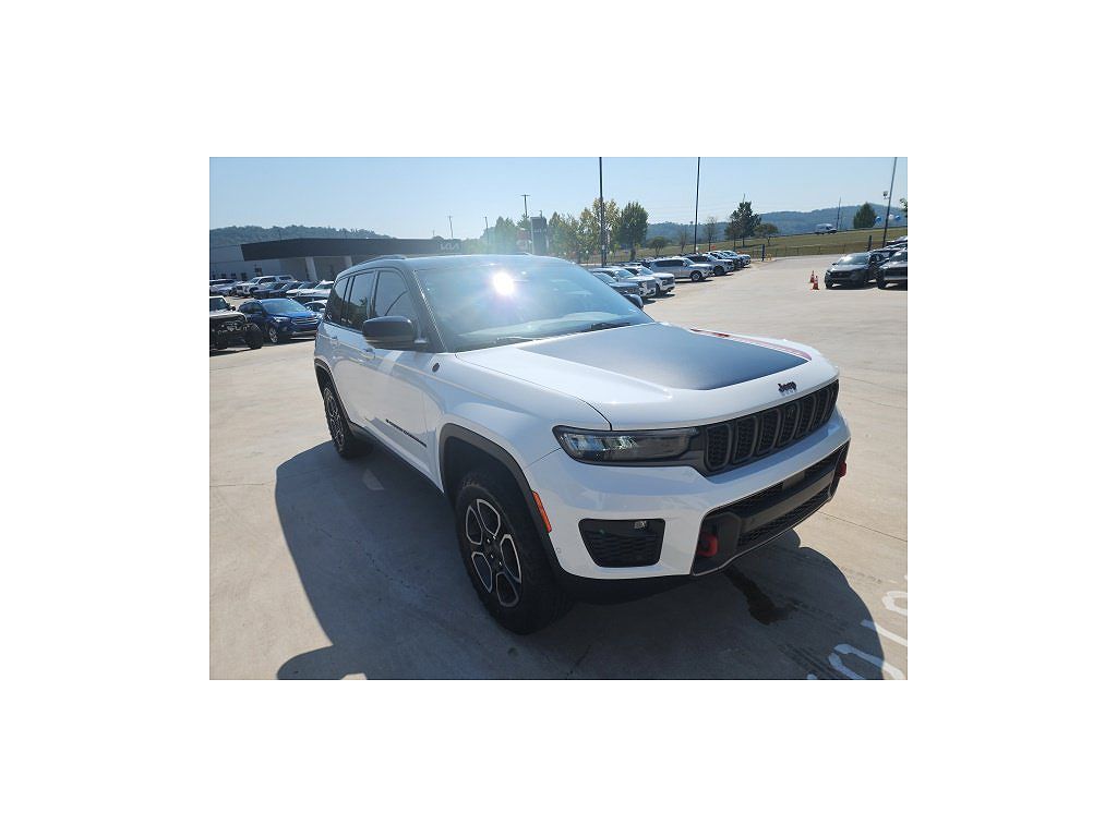 2022 Jeep Grand Cherokee Trailhawk