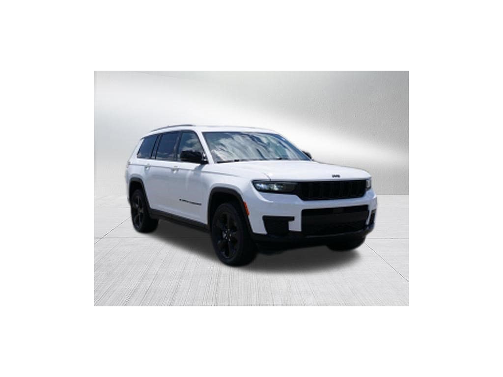 2022 Jeep New Grand Cherokee Laredo