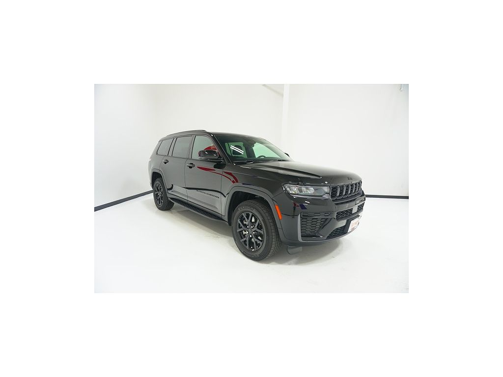 2026 Jeep Grand Cherokee L Laredo Altitude