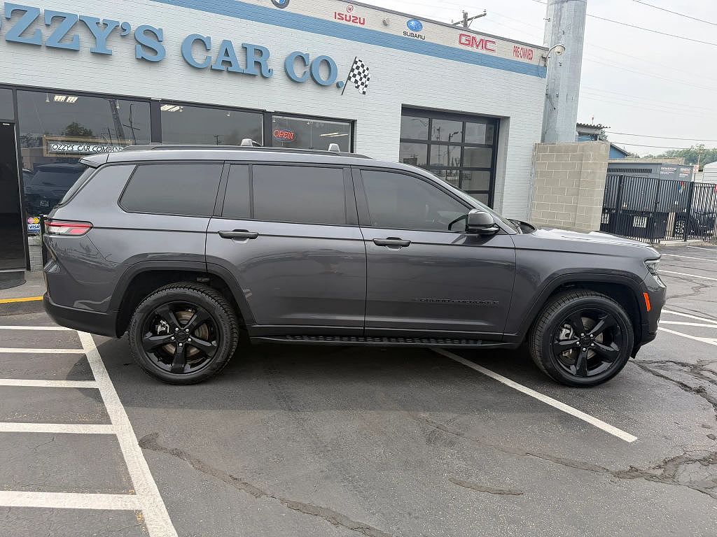 2023 Jeep Grand Cherokee L Laredo