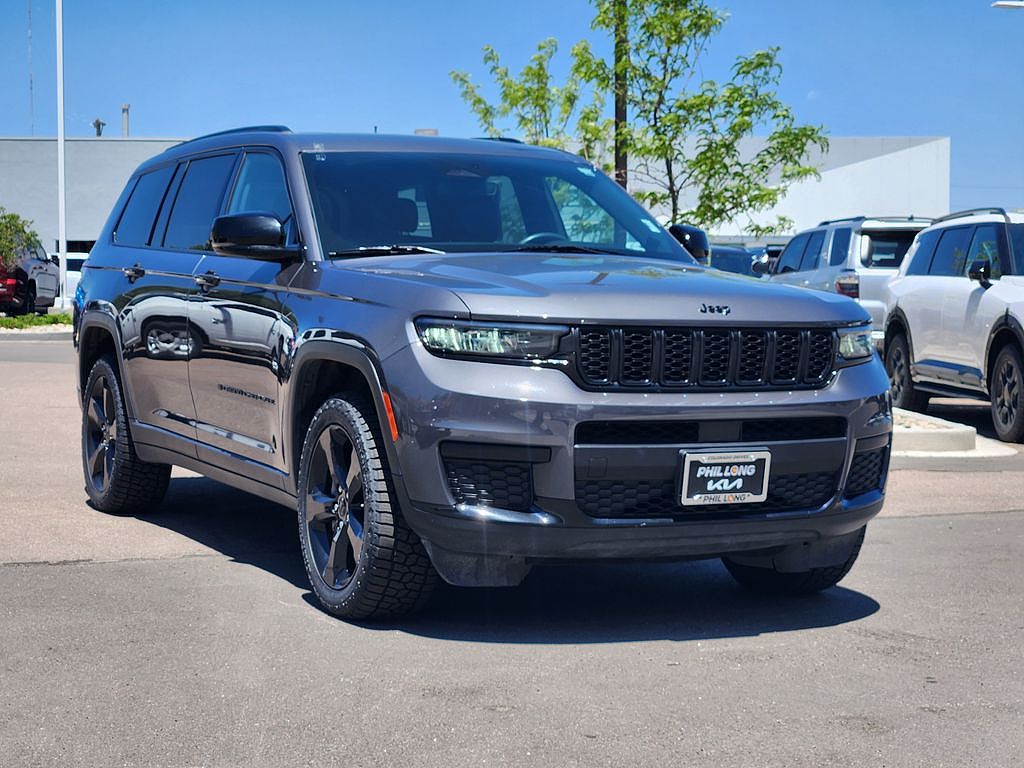 2023 Jeep Grand Cherokee L Laredo