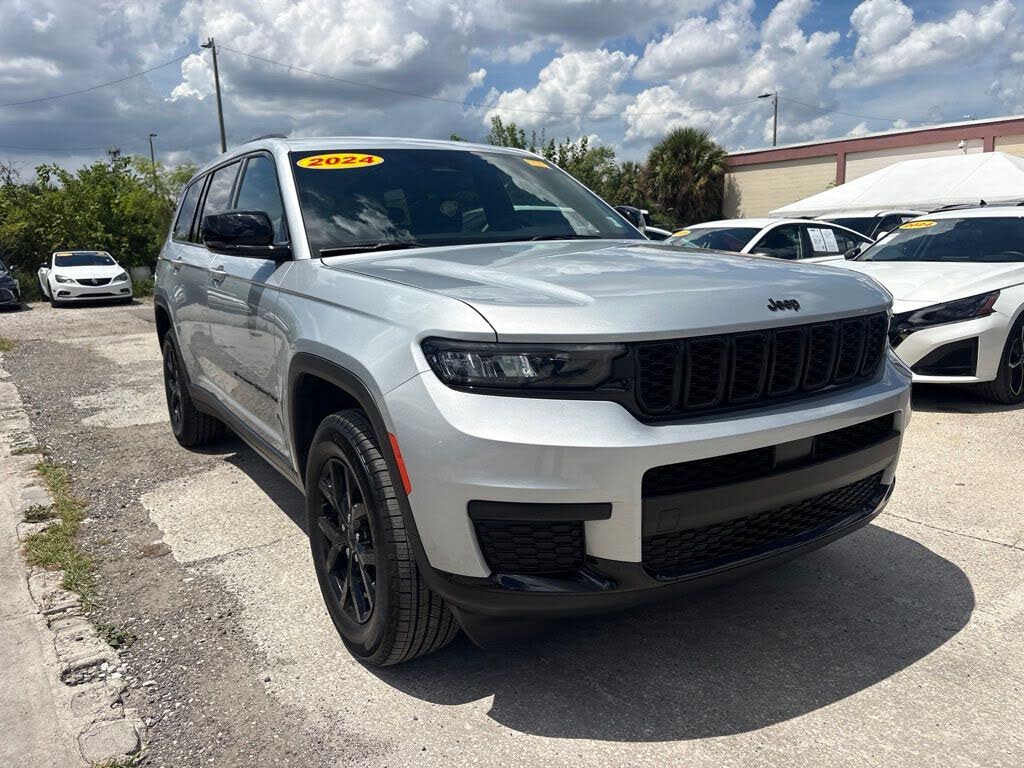 2024 Jeep Grand Cherokee L Laredo
