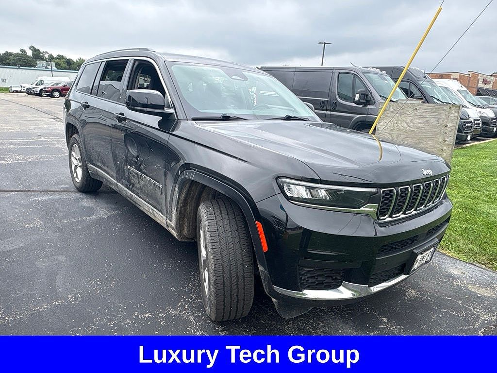 2022 Jeep New Grand Cherokee Laredo