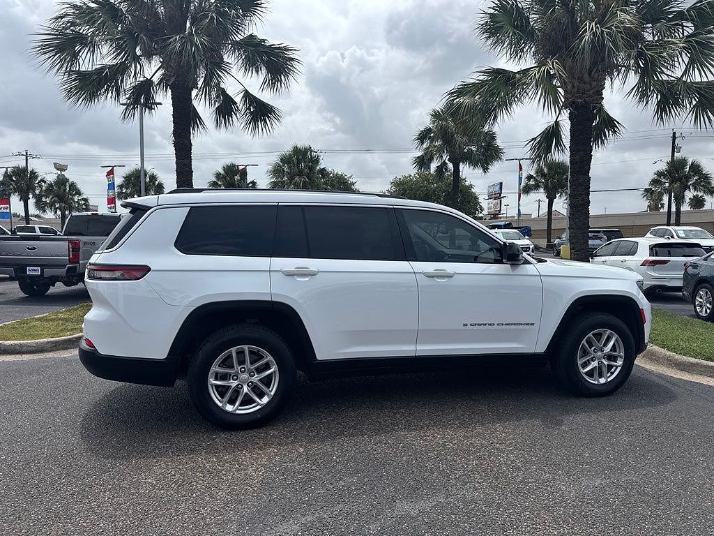 2023 Jeep Grand Cherokee L Laredo