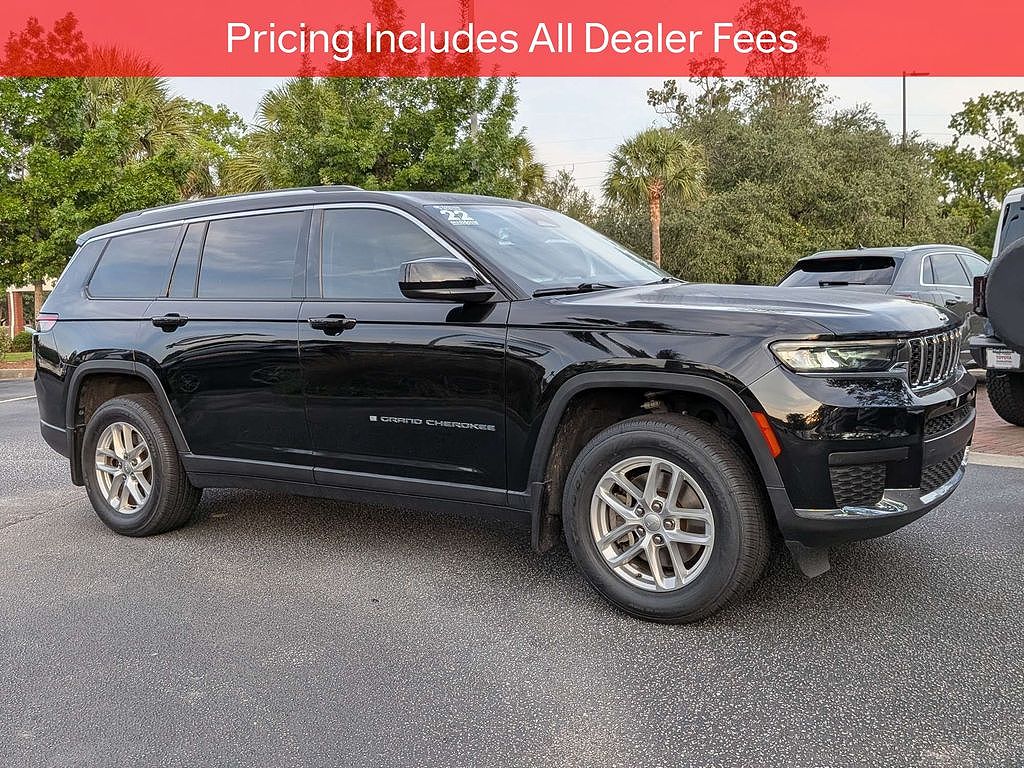 2022 Jeep New Grand Cherokee Laredo