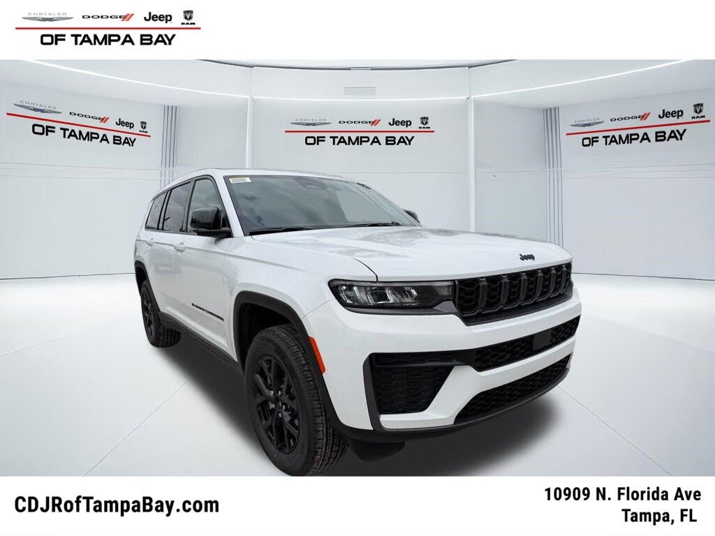 2026 Jeep Grand Cherokee L Laredo Altitude
