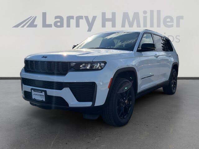 2026 Jeep Grand Cherokee L Laredo Altitude