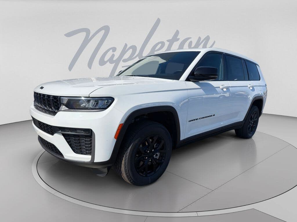 2026 Jeep Grand Cherokee L Laredo Altitude