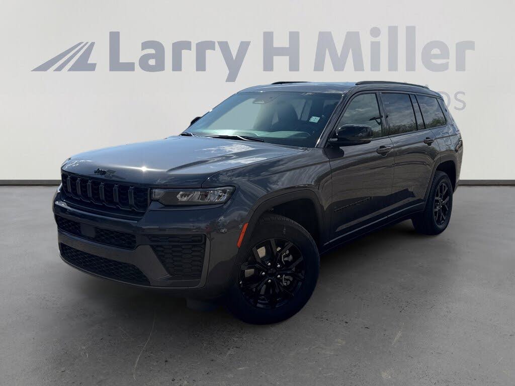 2026 Jeep Grand Cherokee L Laredo Altitude