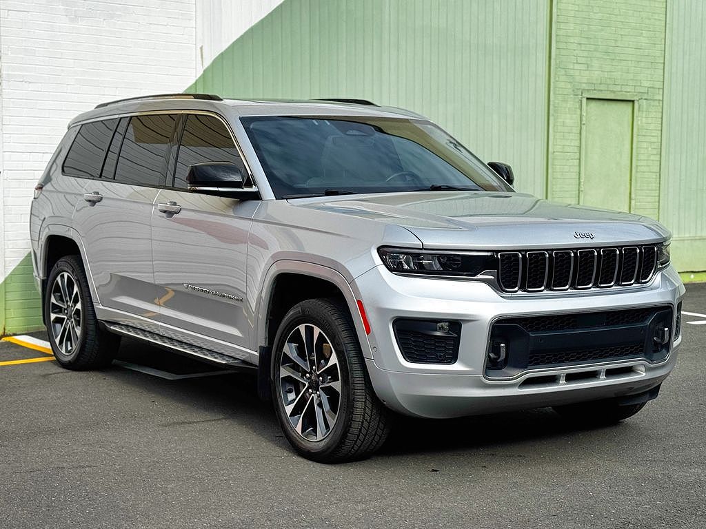 2022 Jeep New Grand Cherokee Overland