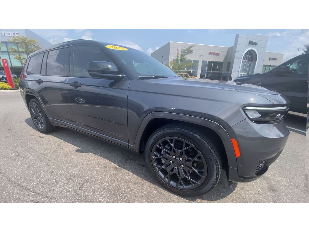 2025 Jeep Grand Cherokee L Summit Reserve