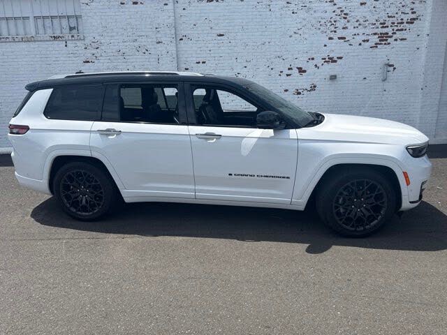 2023 Jeep Grand Cherokee L Summit Reserve
