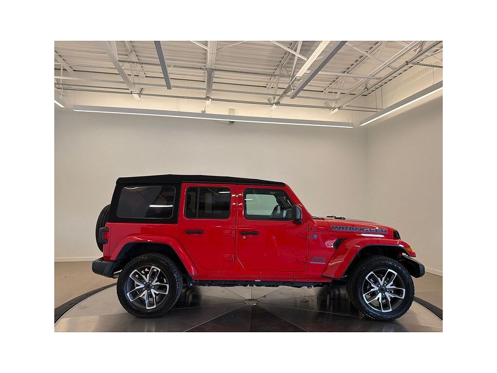 2024 Jeep Wrangler Willys