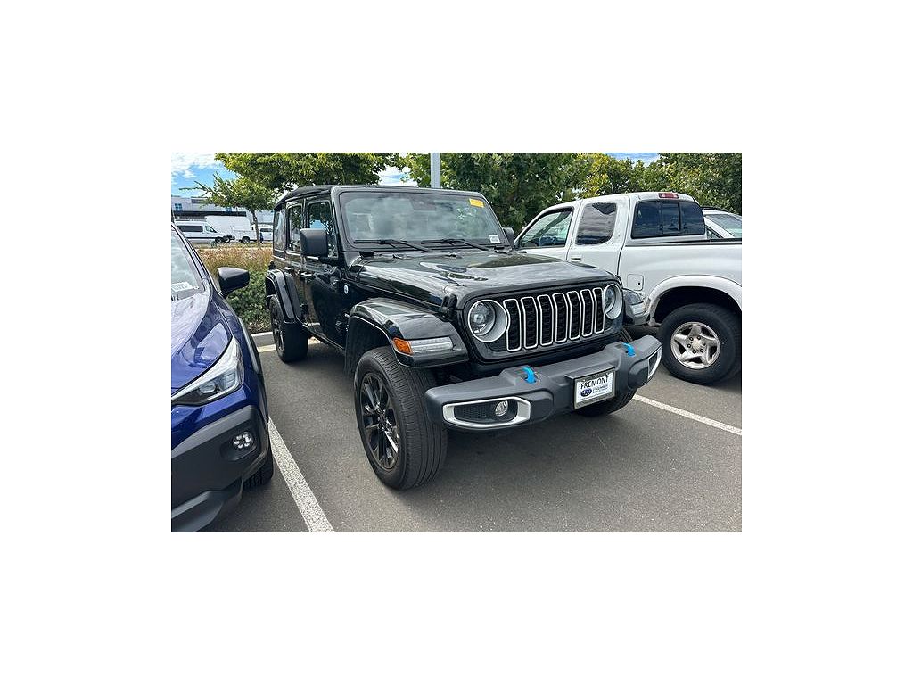 2024 Jeep Wrangler Sahara
