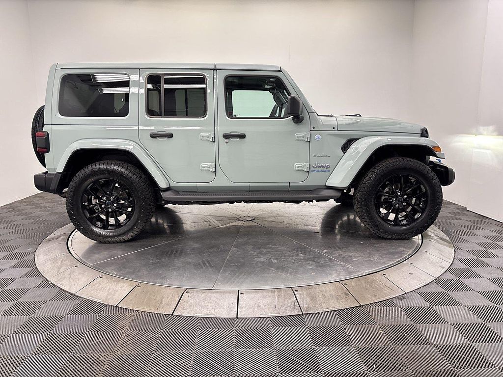 2024 Jeep Wrangler 4xe Sahara