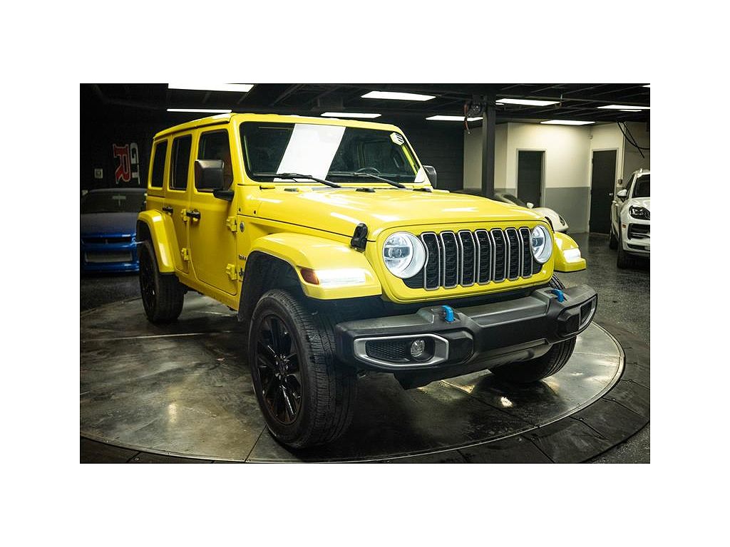 2024 Jeep Wrangler Sahara