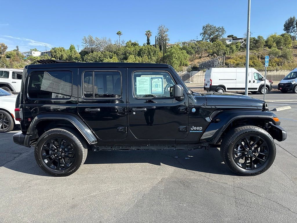 2025 Jeep Wrangler 4xe Sahara