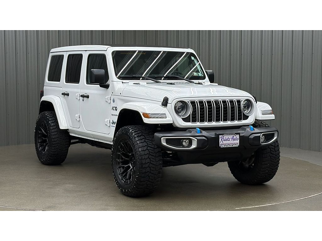 2024 Jeep Wrangler Sahara