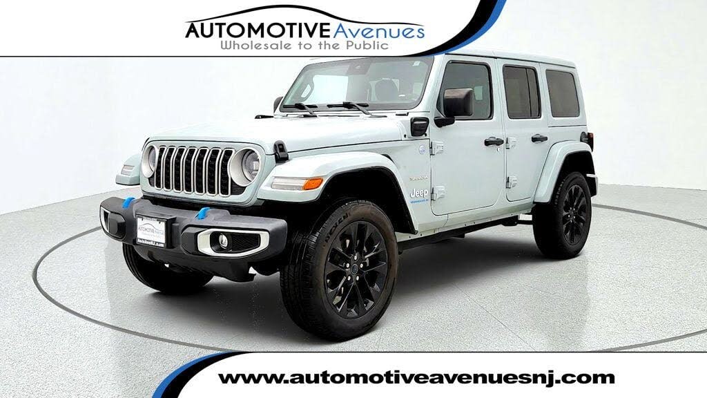 2024 Jeep Wrangler Sahara