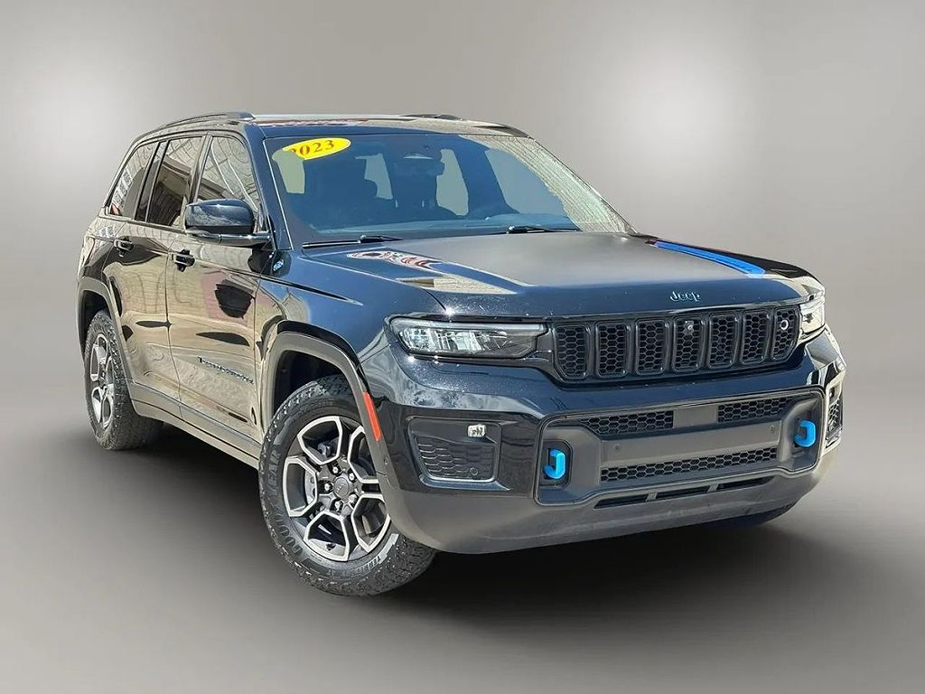2023 Jeep Grand Cherokee 4xe Trailhawk
