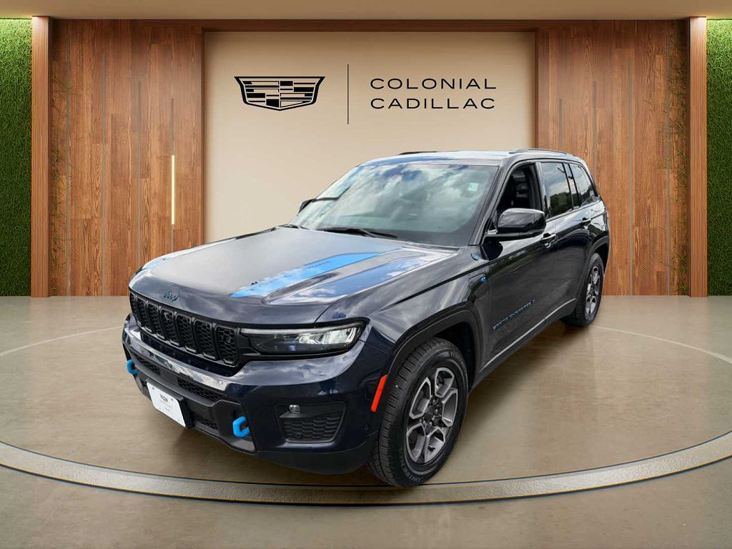 2023 Jeep Grand Cherokee 4xe Trailhawk