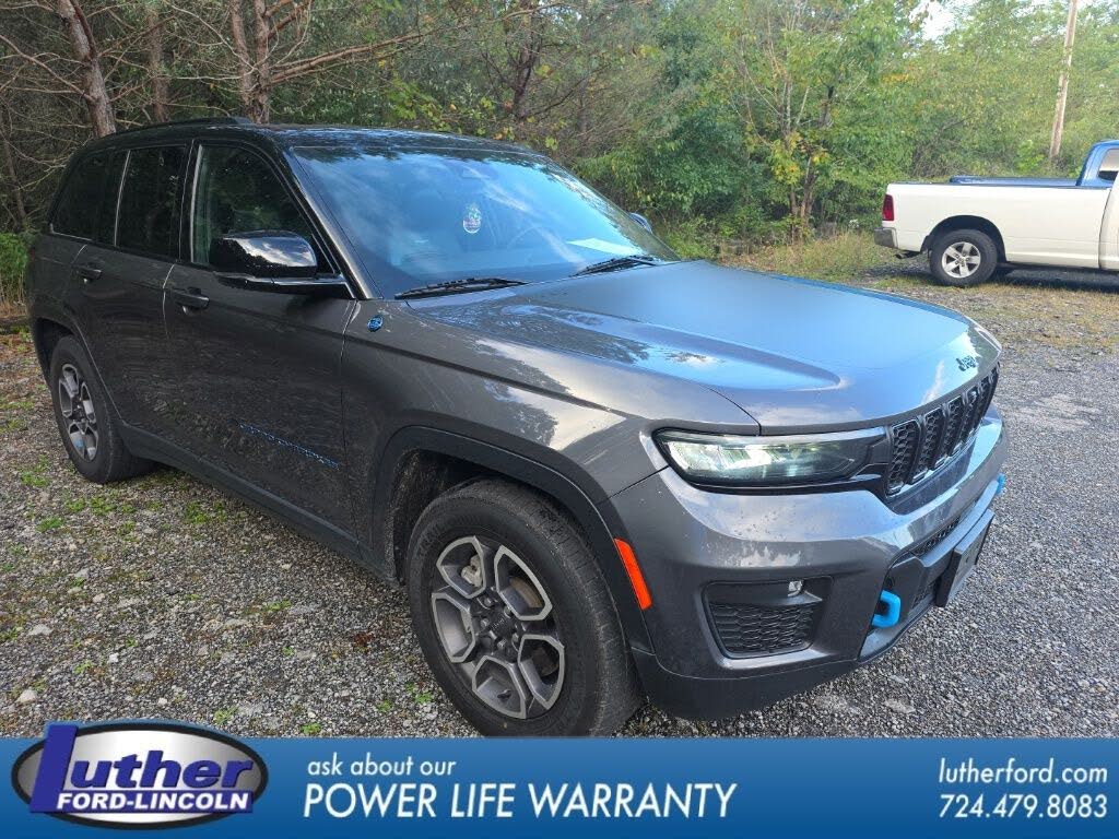 2024 Jeep Grand Cherokee Trailhawk CARB State Package