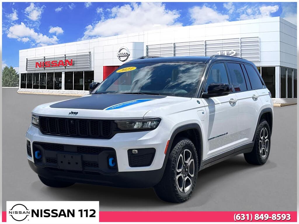 2023 Jeep Grand Cherokee Trailhawk CARB State Package
